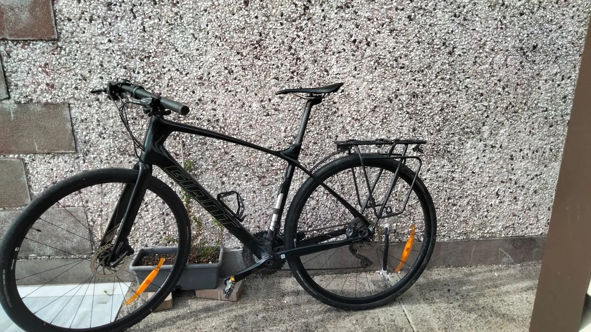 Road bike - Image 1