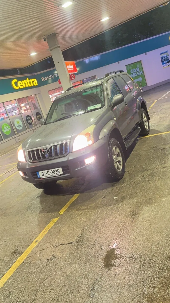 Toyota landcruiser - Image 3