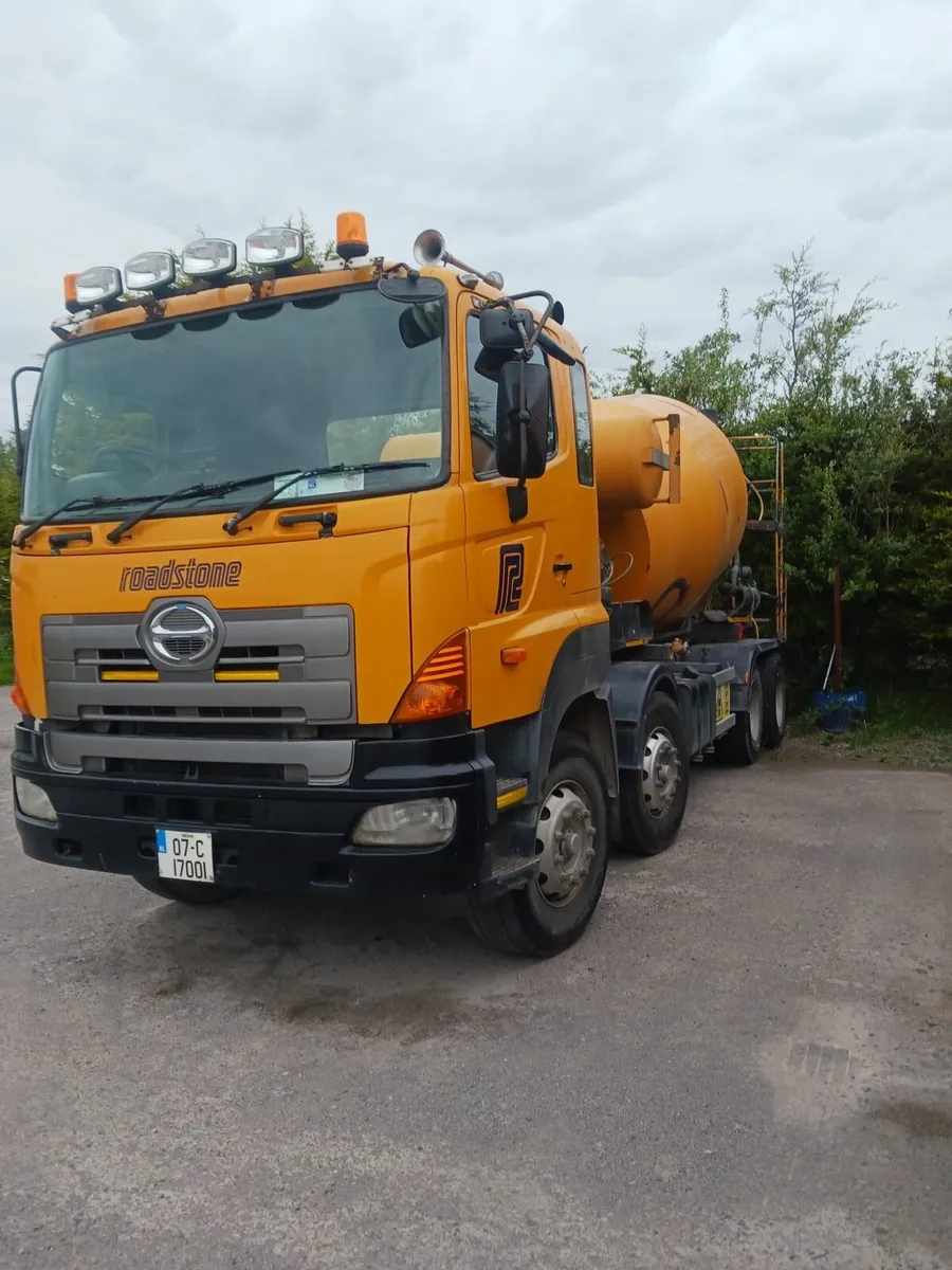 Hino 700 demountable - Image 3
