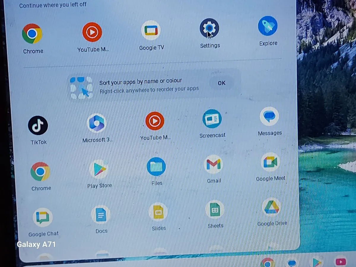 Lenovo Chromebook, 64GB, in NEW Condition - Image 3