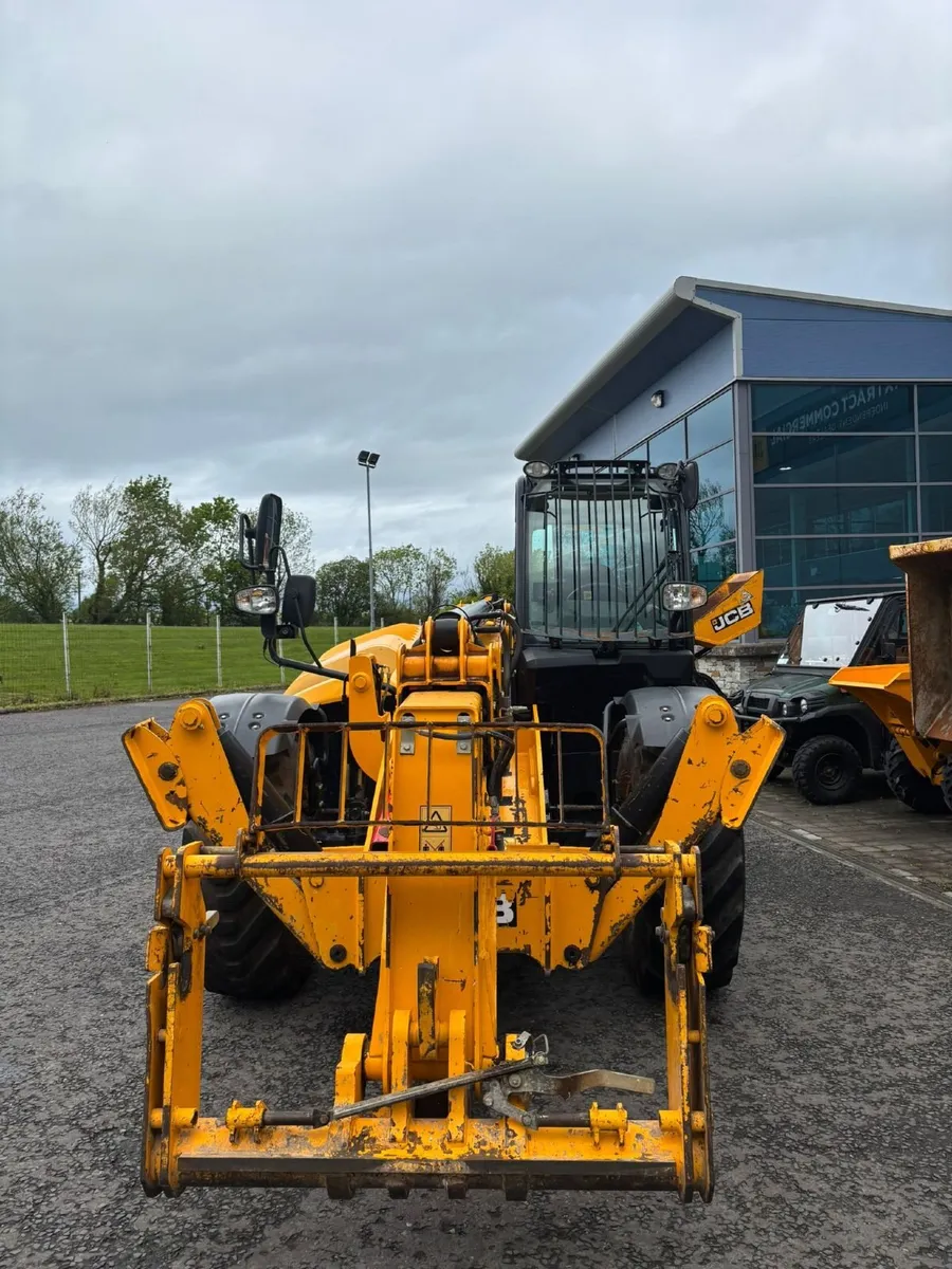 JCB 540-140  3000Hour  2022 - Image 3