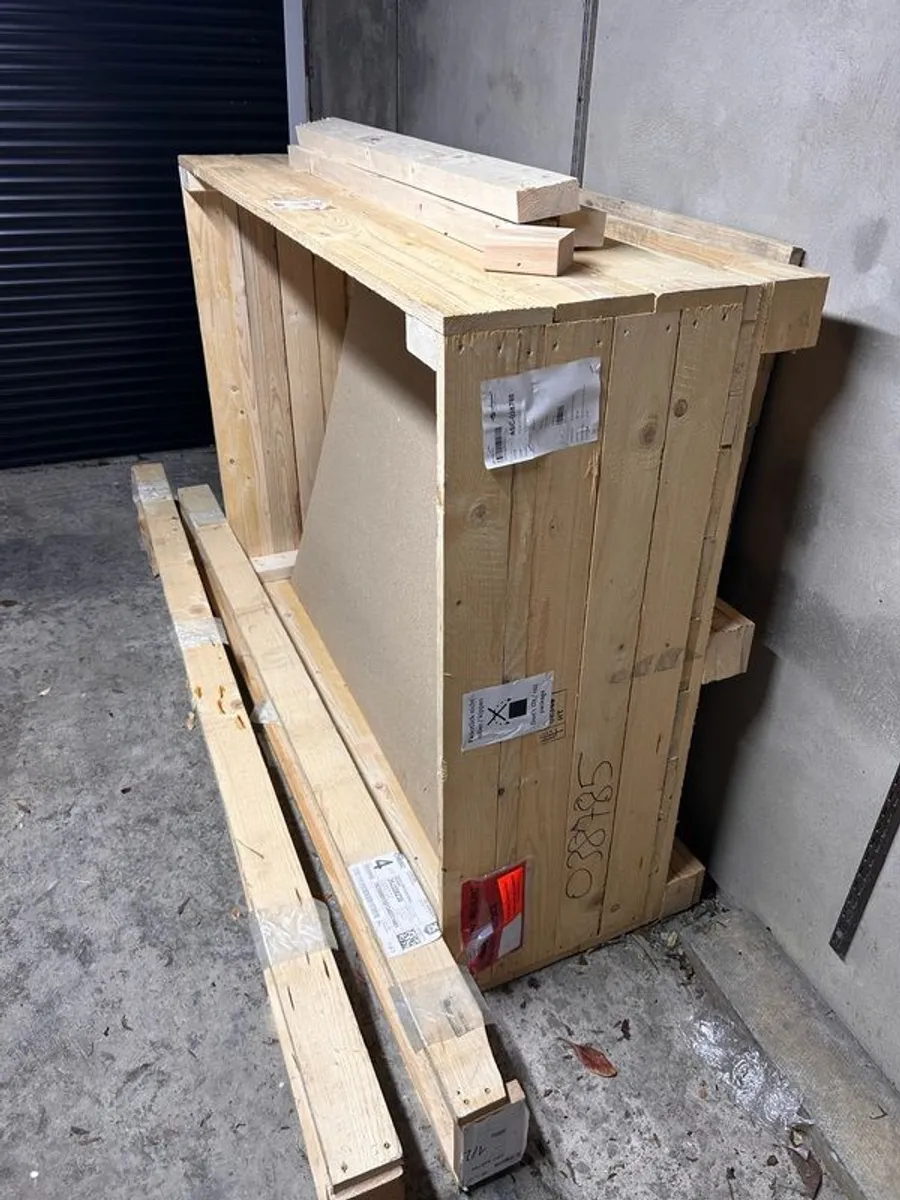 Large Wooden Cargo Box - Image 3