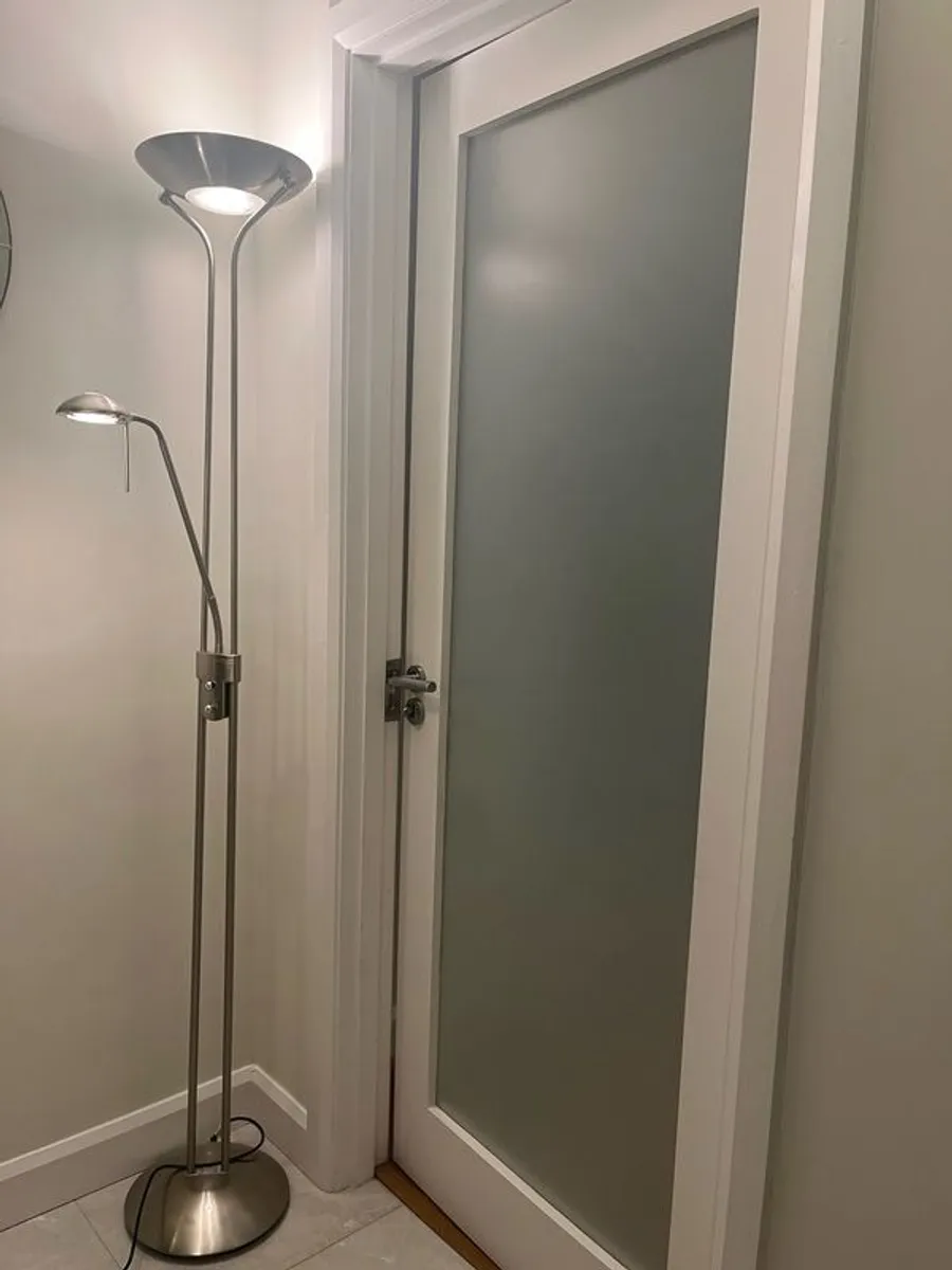 Tall Uplighter with reading lamp, dimmable - Image 3