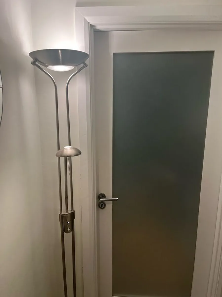 Tall Uplighter with reading lamp, dimmable - Image 2