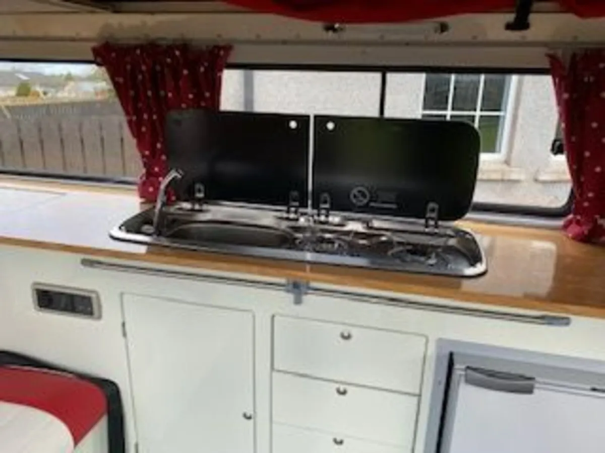 VW T2 Camper - Image 4