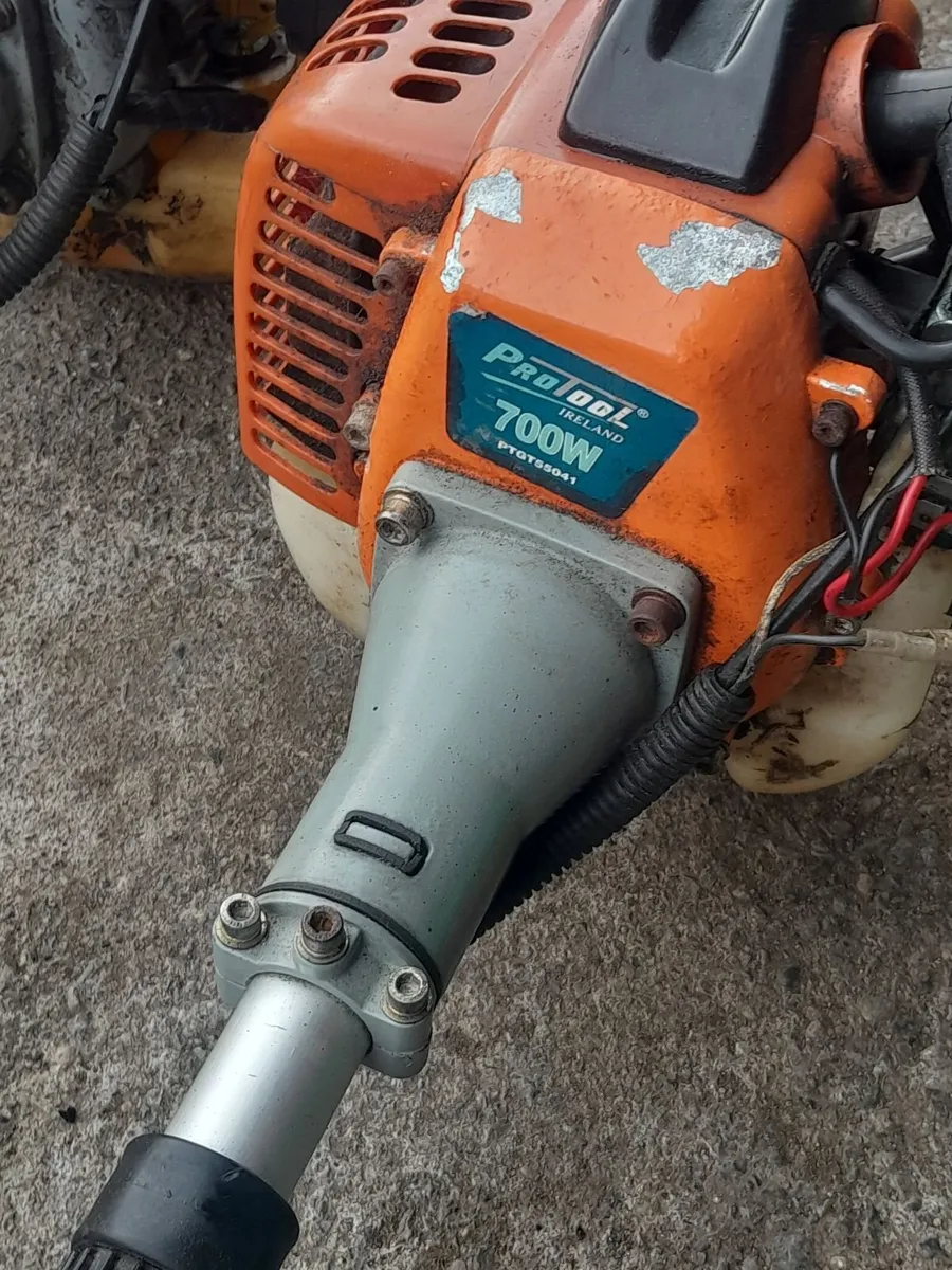Grass strimmer - Image 1
