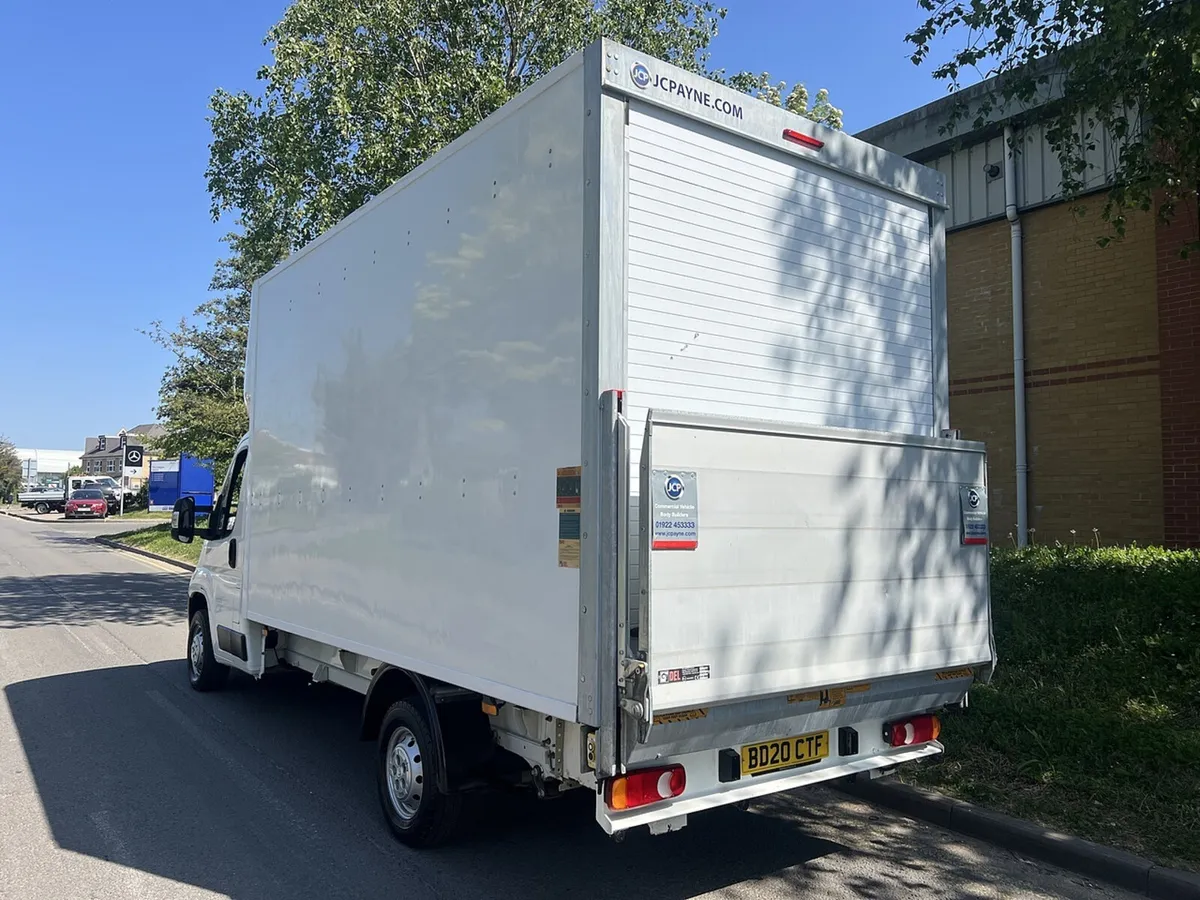 2020 Citroen Relay Luton Box Van - Image 4