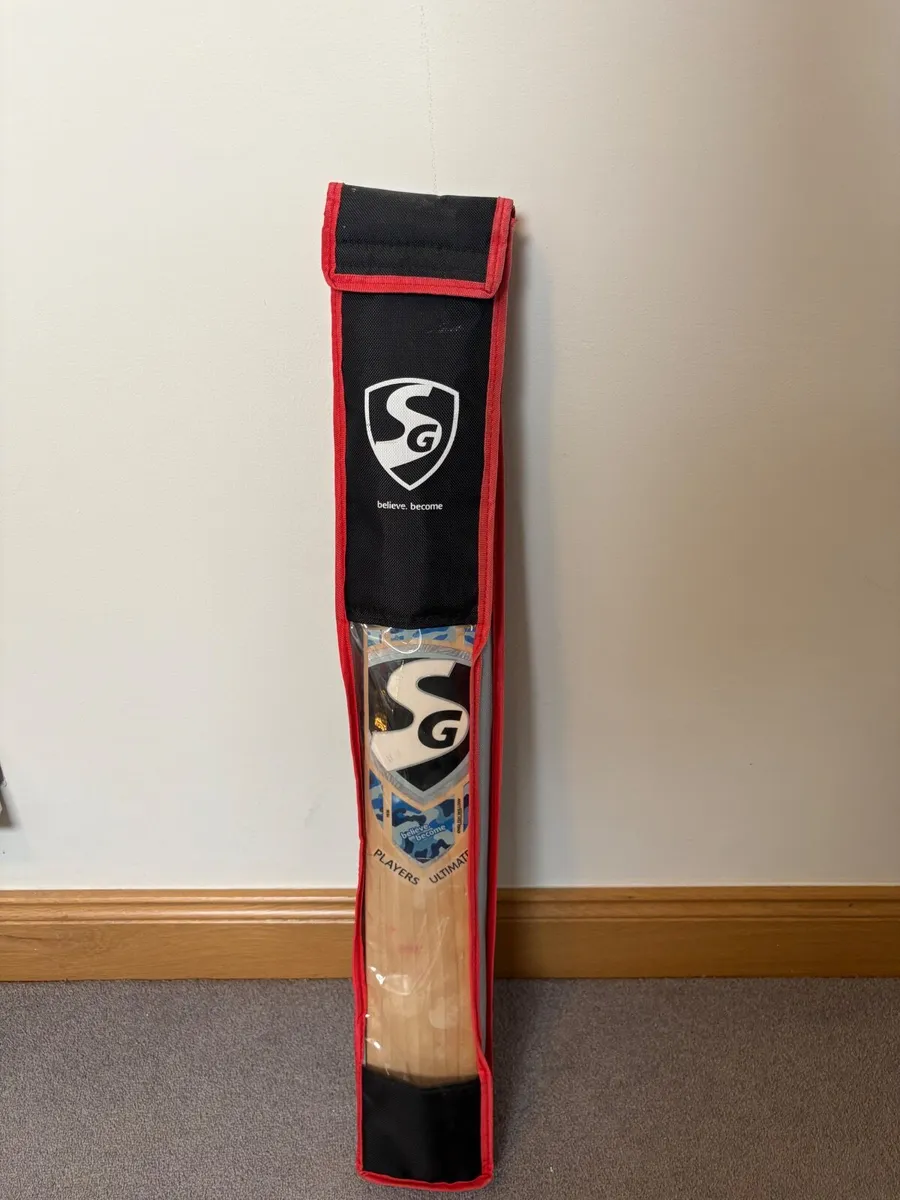 SG Players Ultimate Cricket bat - Image 4
