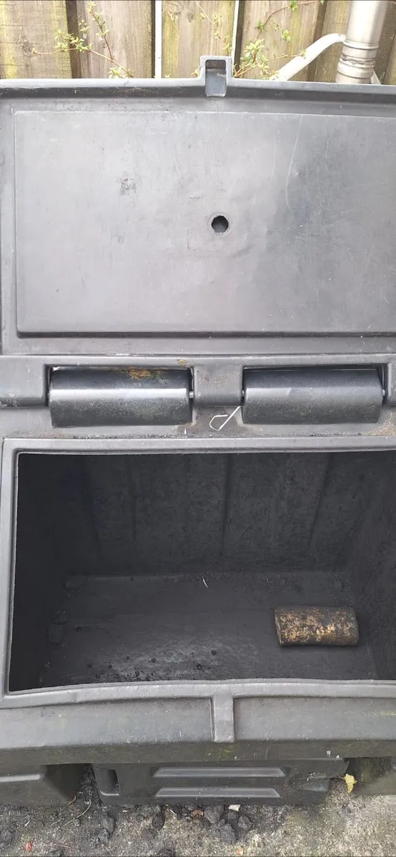 Coal bunker - Image 1