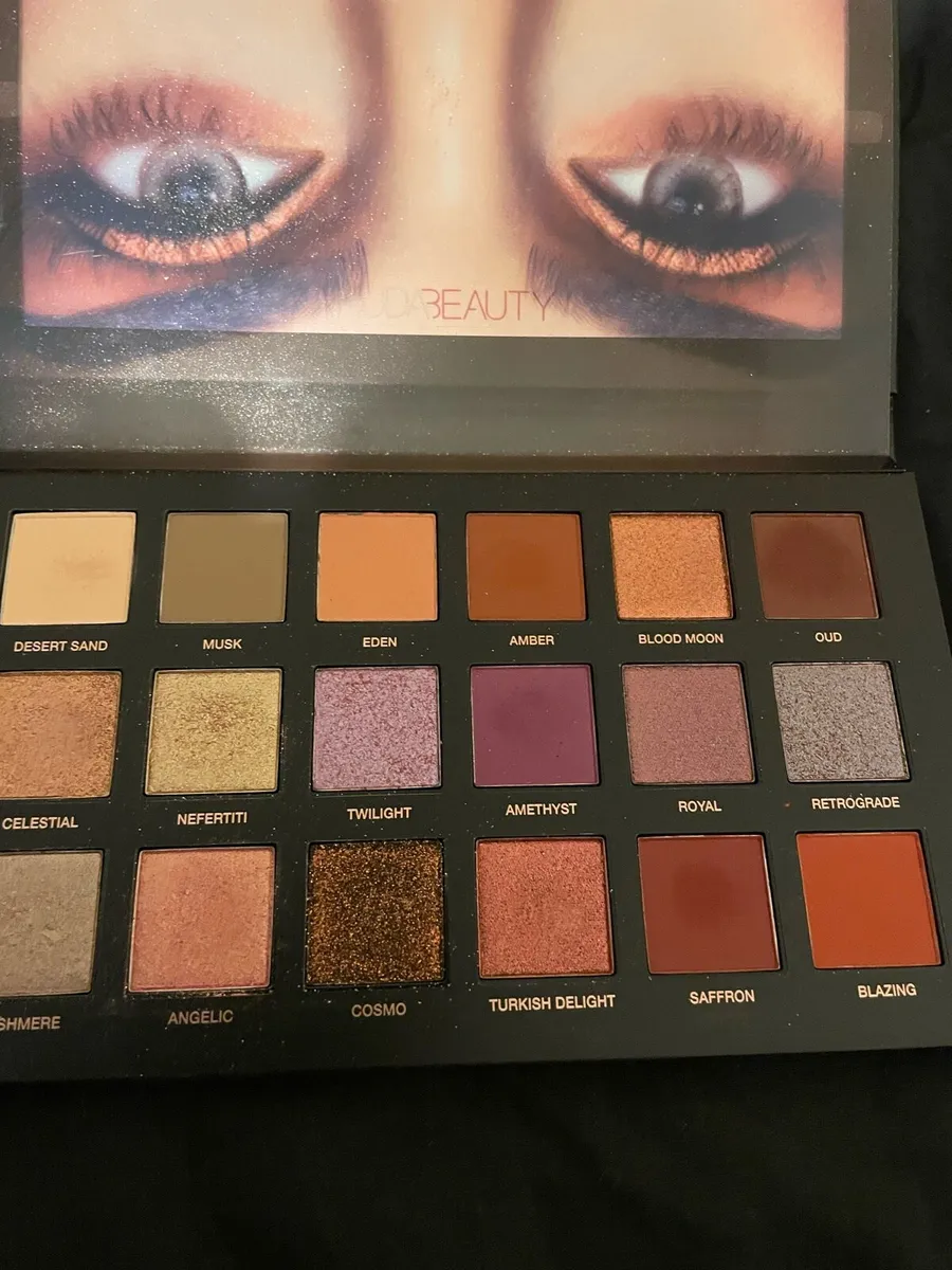 Authentic Huda Beauty Desert Dusk - Image 4
