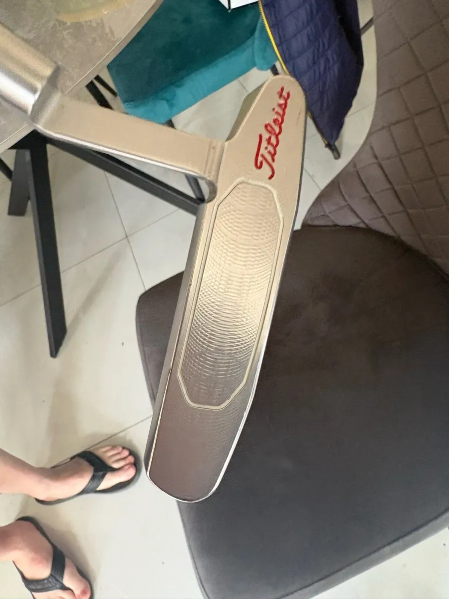 Golf putter - Image 2