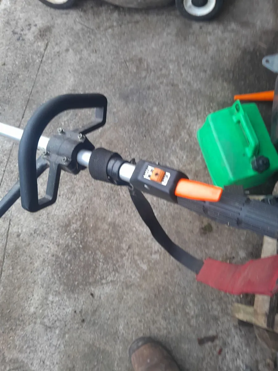 Grass strimmer - Image 3