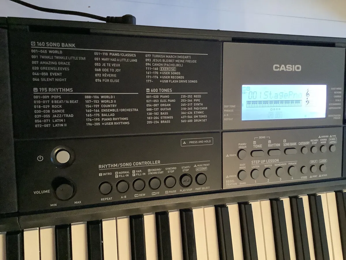 Casio keyboard - Image 2