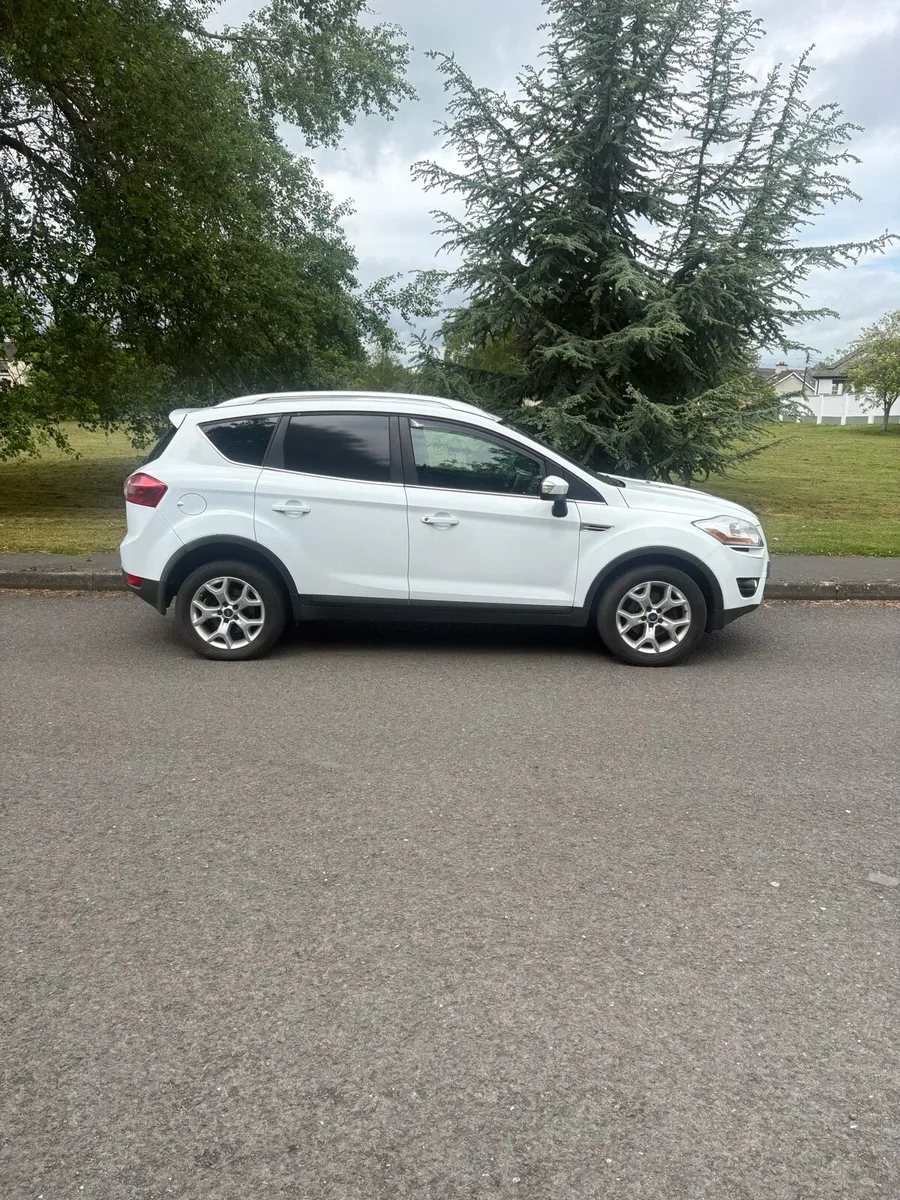 Ford Kuga - commercial - FRESH TEST - Image 1
