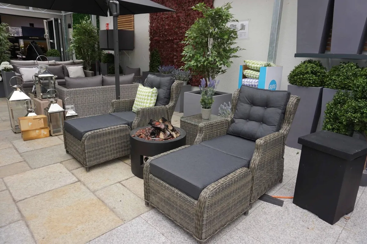 Brand New Rattan Cube Reclining Chairs And Table - Image 2