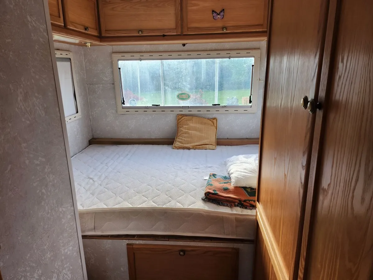Campervan - Image 4