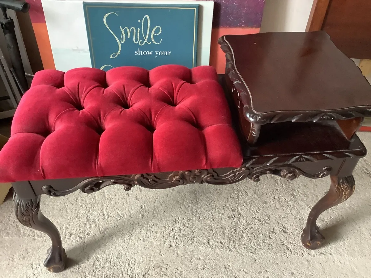Telephone seat - Image 1