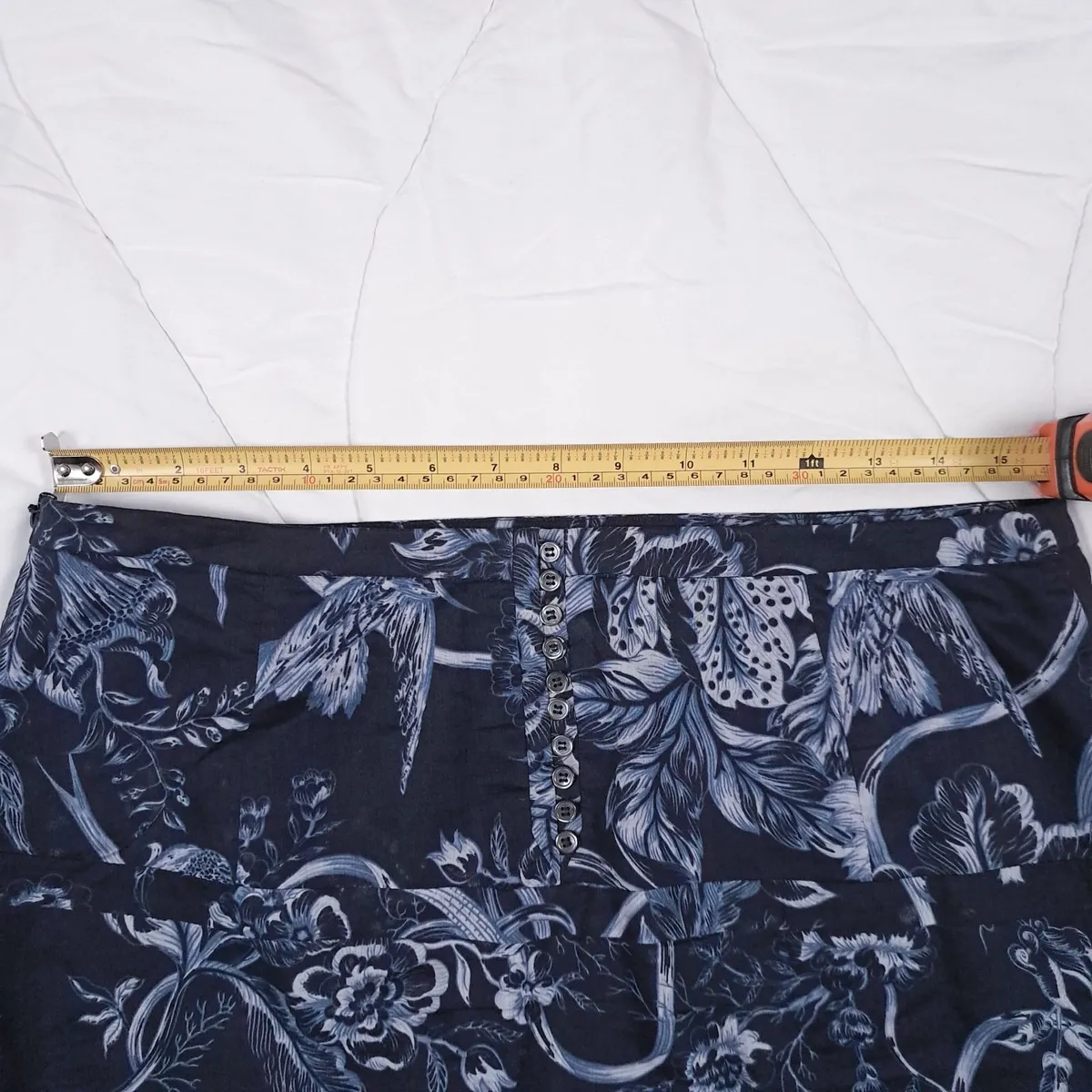 Karen Millen Navy White Floral Skirt 12UK/40EU - Image 2