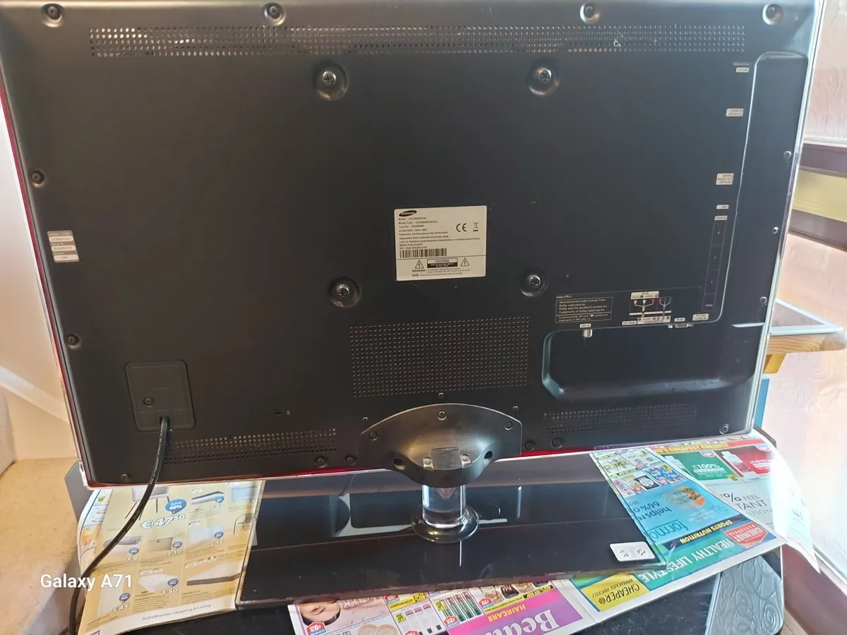Samsung 32 inch TV, Model UE32B6000V, 4 HDMI, USB - Image 4