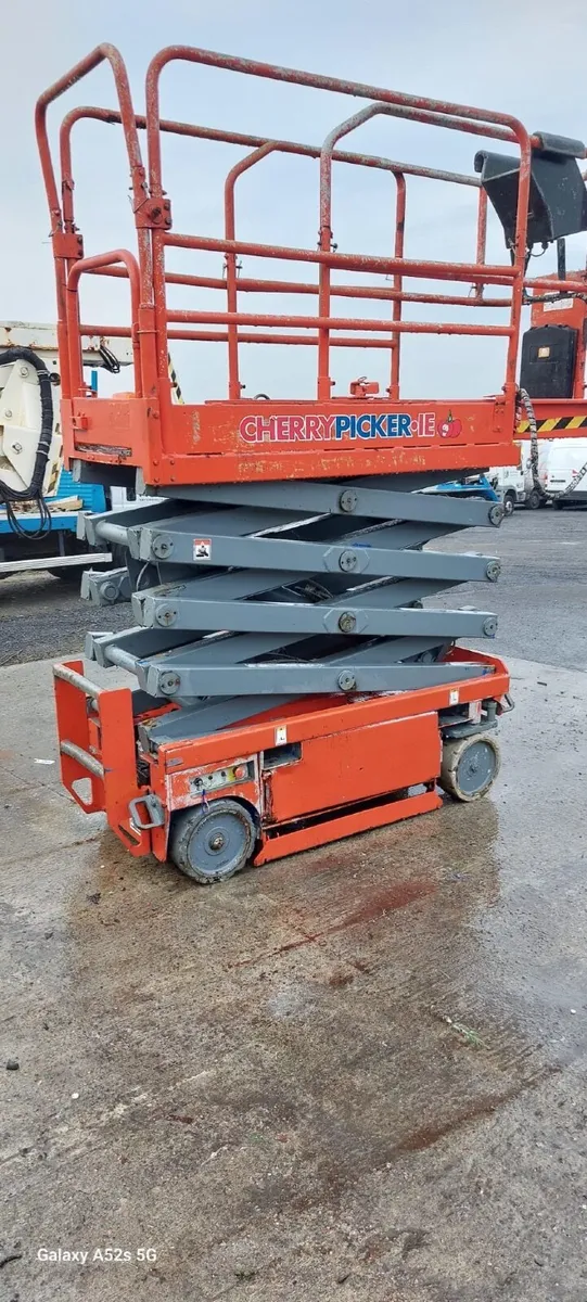Cherry Picker - Image 1