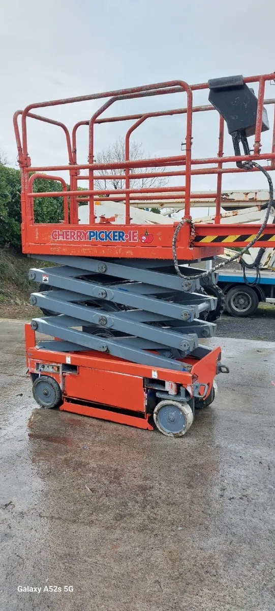 Cherry Picker - Image 2