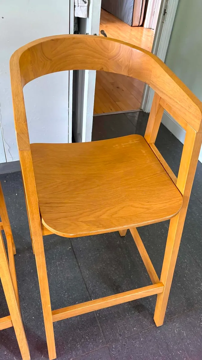 3 solid wood bar stools - Image 1
