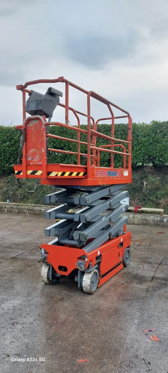 Cherry Picker - Image 4
