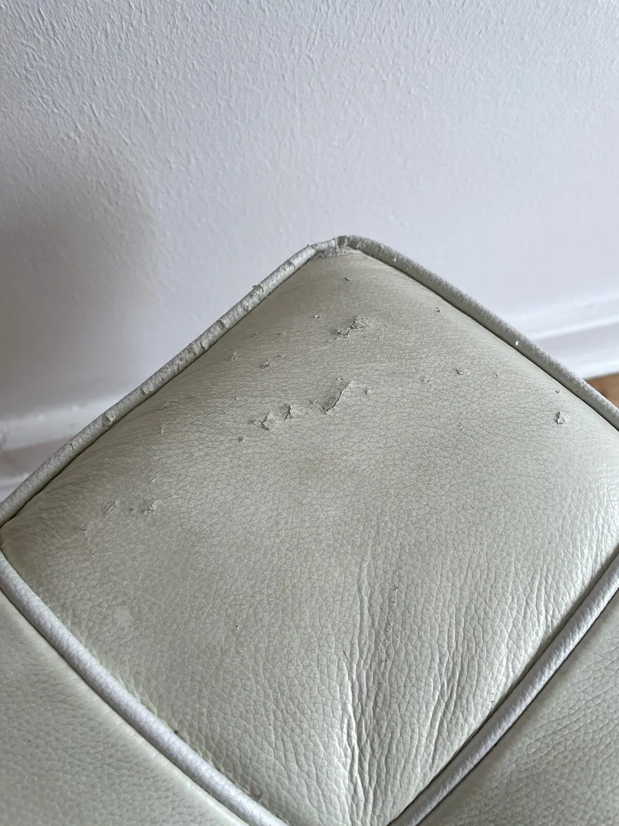 Modern footstool - Image 3