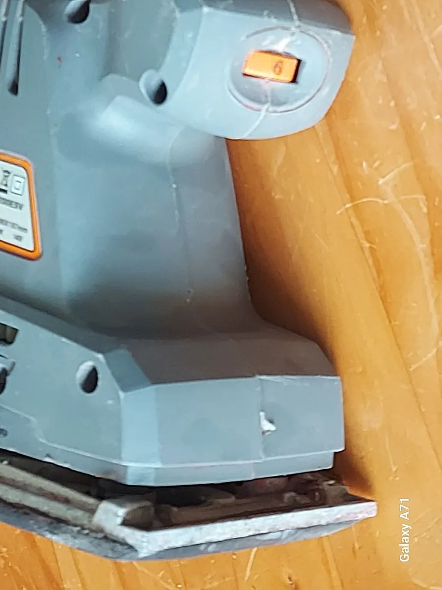 Challenge Extreme 200W Orbital Sander, Model CC200 - Image 3
