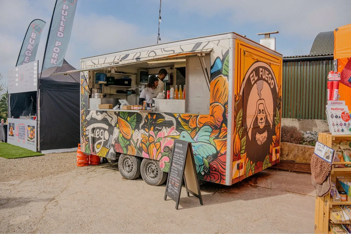 Food Trailer - Image 2