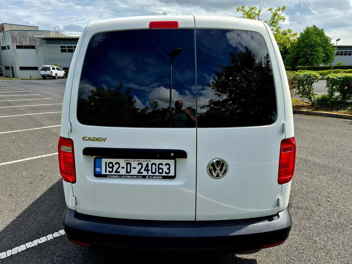 2019 VOLKSWAGEN CADDY 2.0 TDI LOW MILES - Image 4