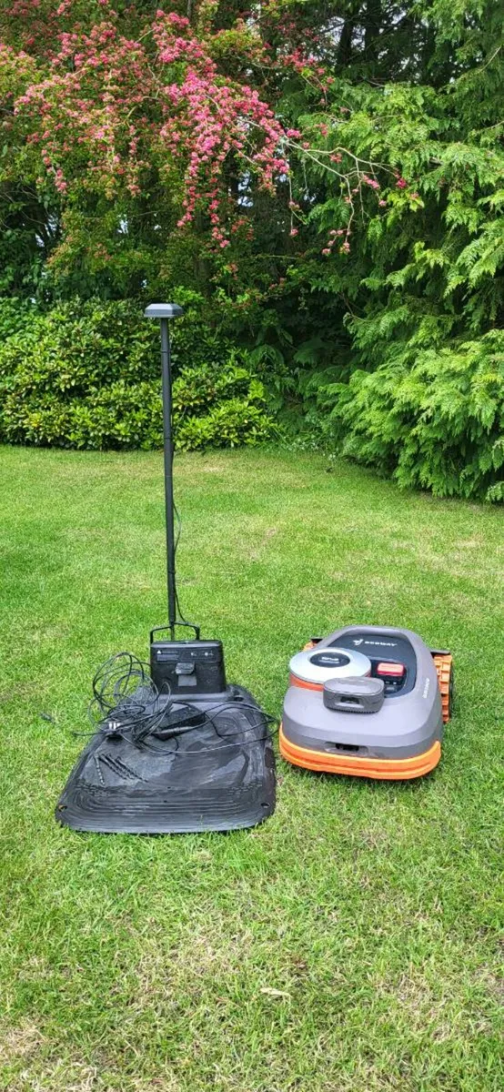 Robotic Lawn Mower Segway Navimow H3000 - Image 2