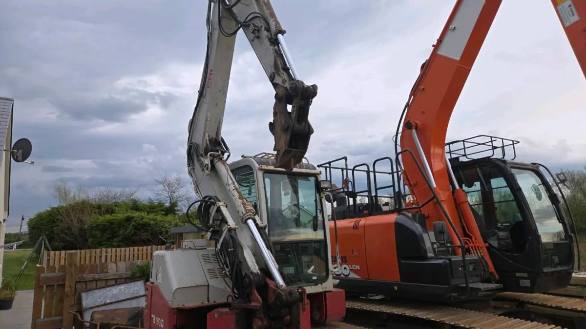 Takeuchi TB180 - Image 2