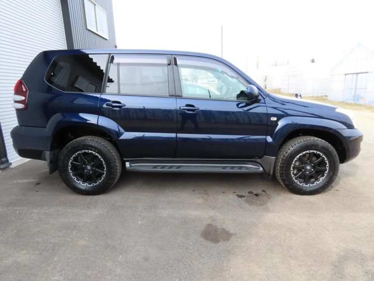 2006 Toyota Landcruiser Prado 3.0 Diesel 2 seats - Image 3