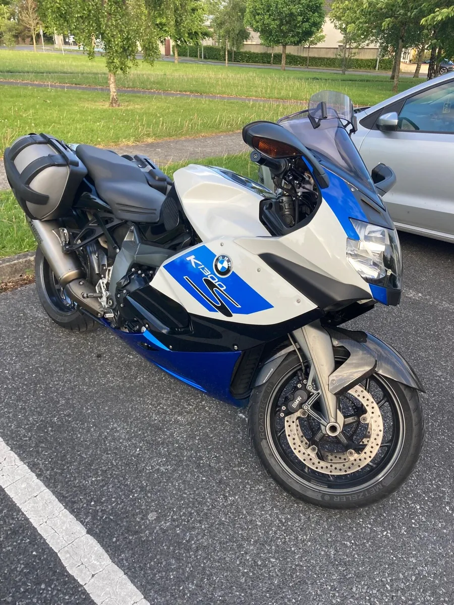 Motorcycle - Image 2