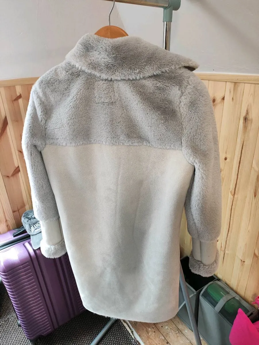 River Island Faux Fur & Suede‑Look Coat – Size S - Image 4