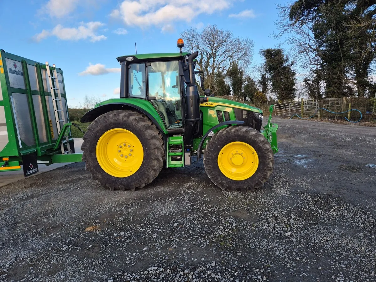 JOHN DEERE 6M125 - Image 1