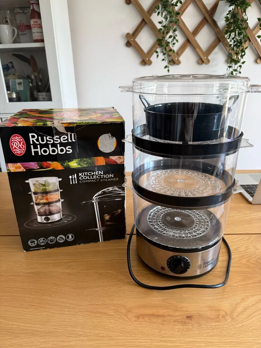 Rusell Hobbs compact steamer, like new,barely used - Image 1