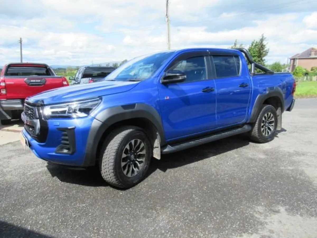 2.8 D-4D GR SPORT Pickup Double Cab 4dr Diesel Aut - Image 2