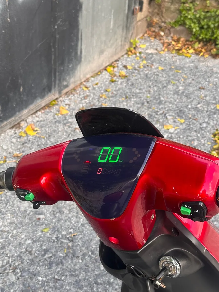 Electric Scooter - No license Required - Limerick - Image 4
