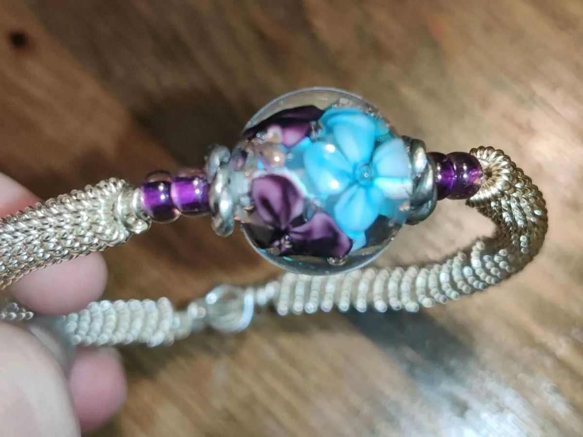 RARE, FLOWER POWER CRYSTAL REAL Silver Huge Bangle - Image 1