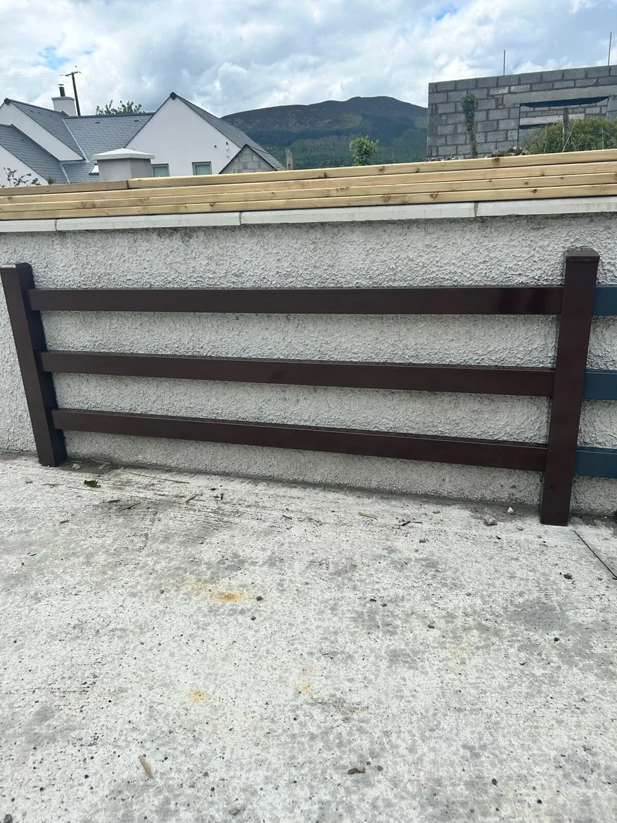 Steel fencing - Image 3