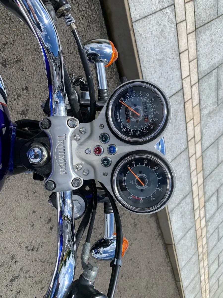 2003 Truimph bonneville T100 - Image 4