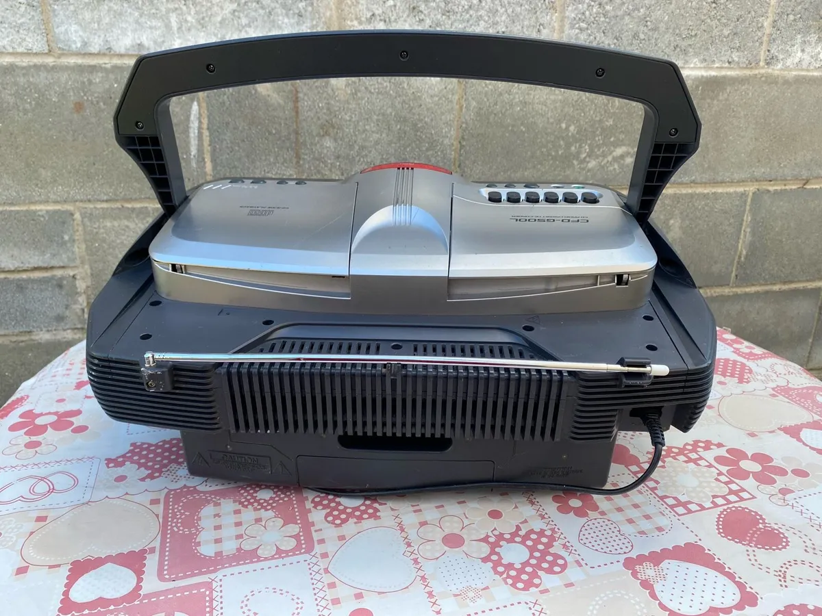 Sony Portable Stereo Model CFD-G500L - Image 4