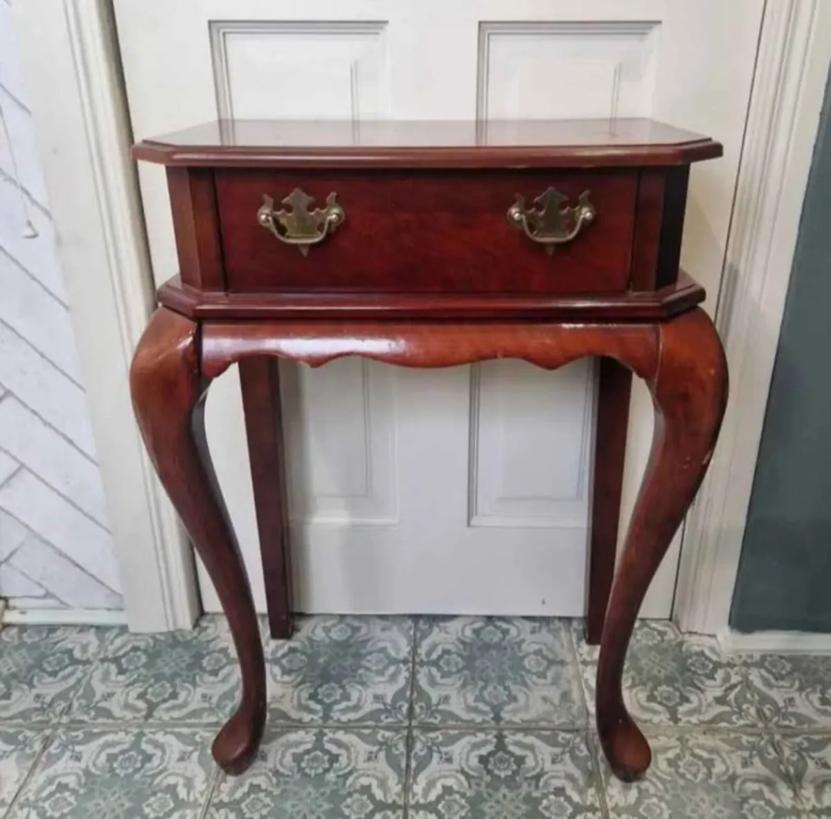 Side table - Image 1