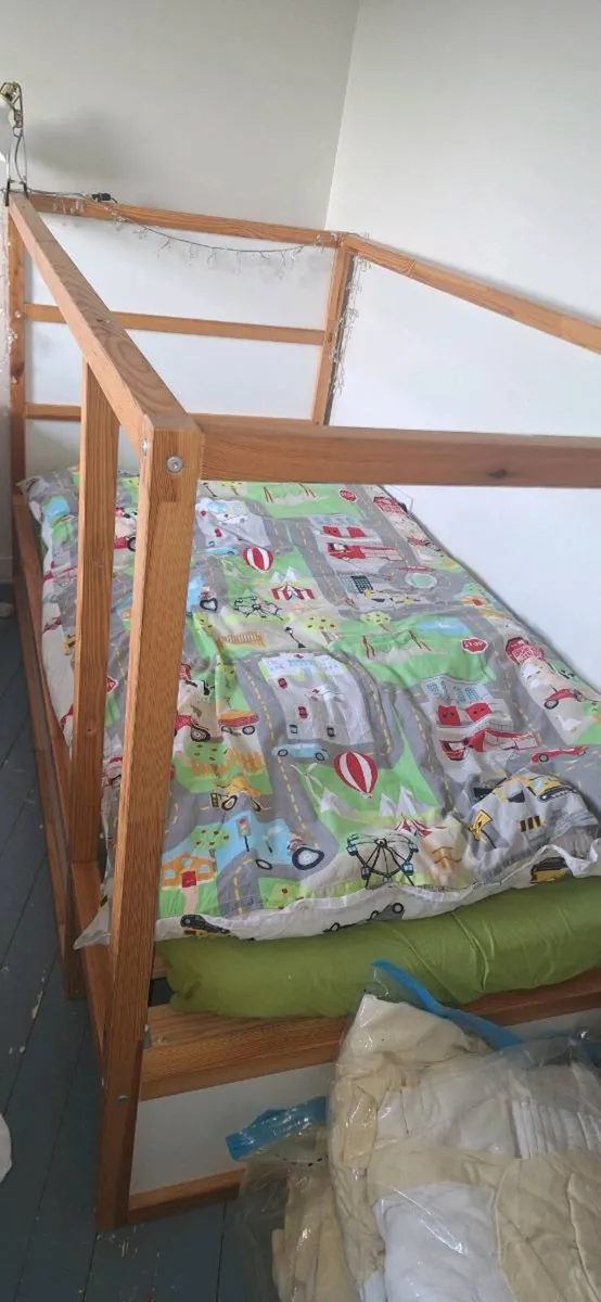 Kids Bed - Image 1