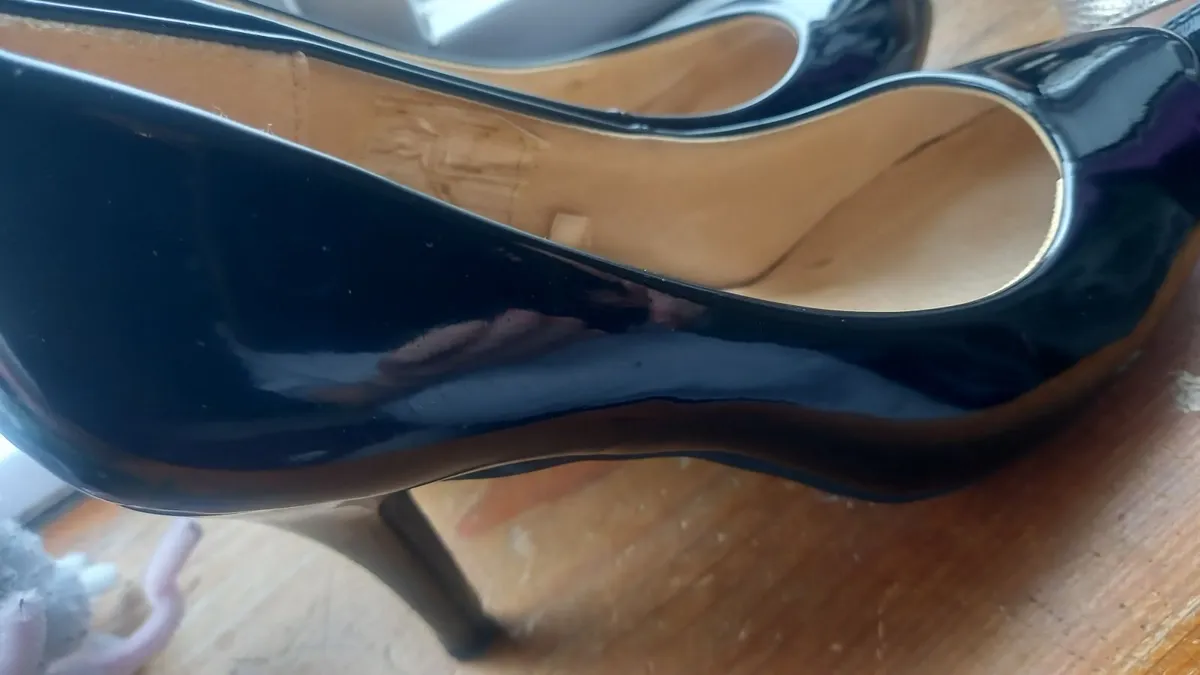 Ladies heels - Image 3