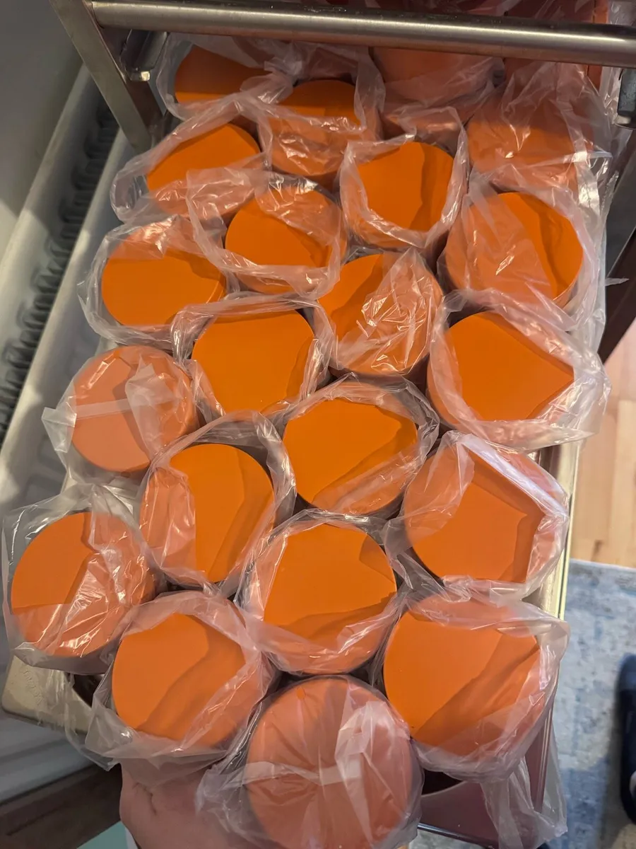 45 Orange Tins with lids - Image 4