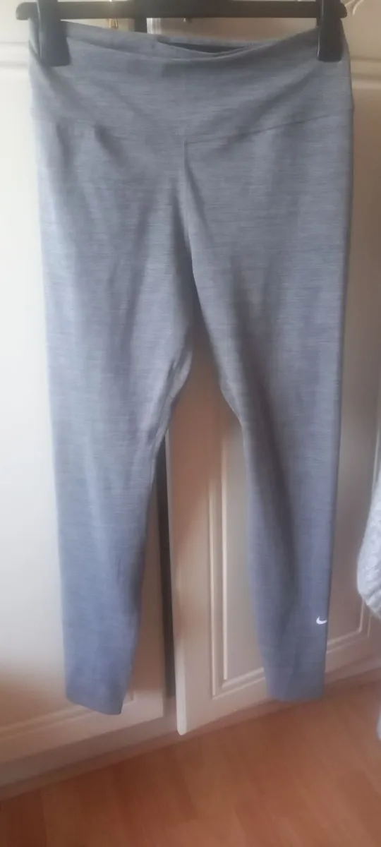 Ladies nike leggings - Image 1