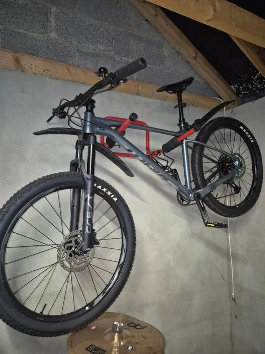 Giant Mountain Bike - Image 1
